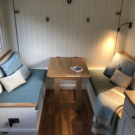 Green Valley, Cotswold Stay With Hamper كيلتنهام المظهر الخارجي الصورة