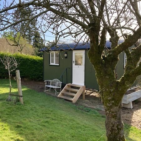 Green Valley, Cotswold Stay With Hamper كيلتنهام المظهر الخارجي الصورة